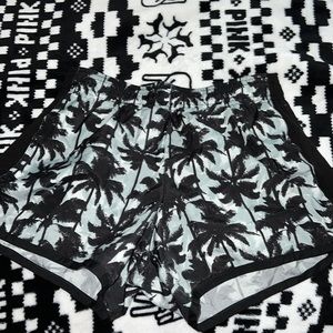 kids large (10-12)  palm tree shorts